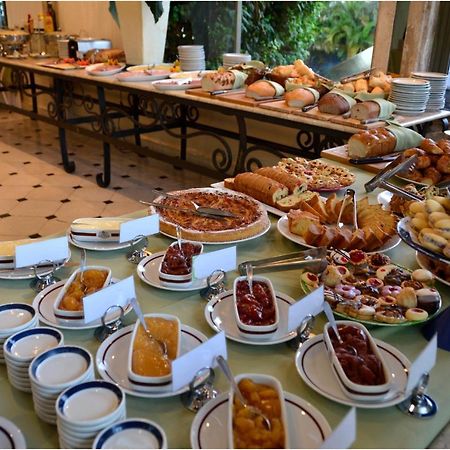Excelsior Inn Асунсьон Экстерьер фото